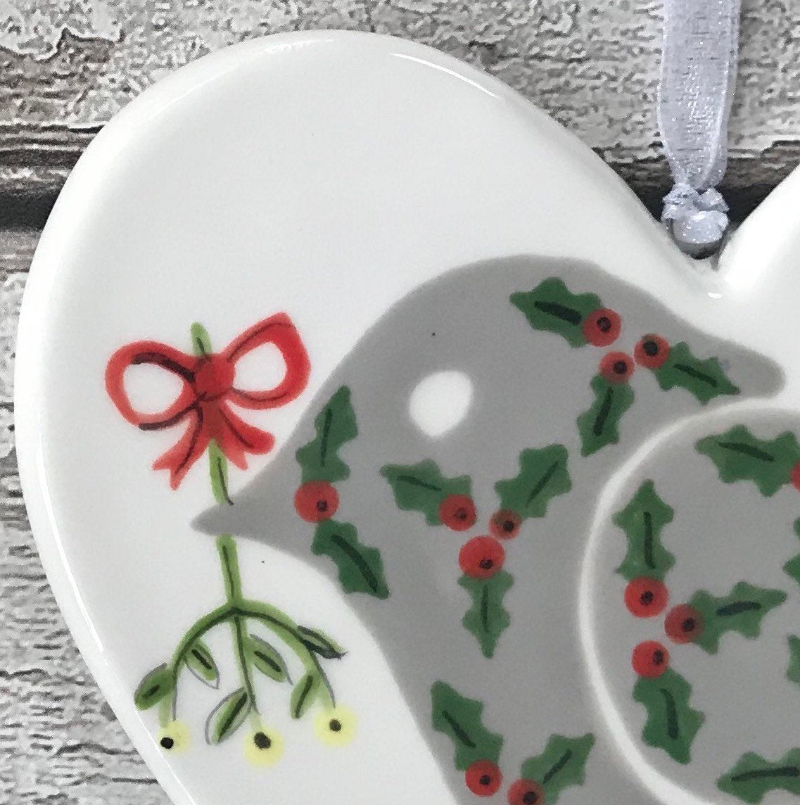 Hand painted Heart - Holly bird with Mistletoe - heart, christmas, friend, christmas decoration, christmas ornament, gift
