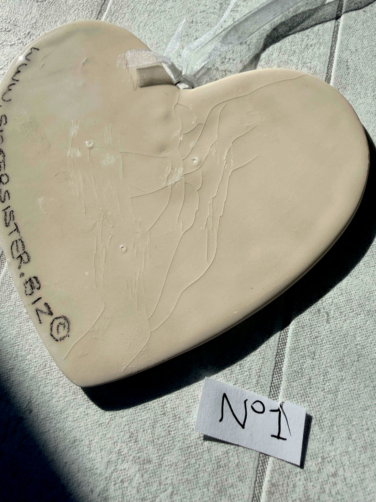 Labrador Golden Hand Painted Ceramic Heart Super Seconds