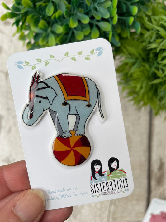 Discontinued Circus Elephant Pin Badge, Handmade Animal Brooch, Sister Sister