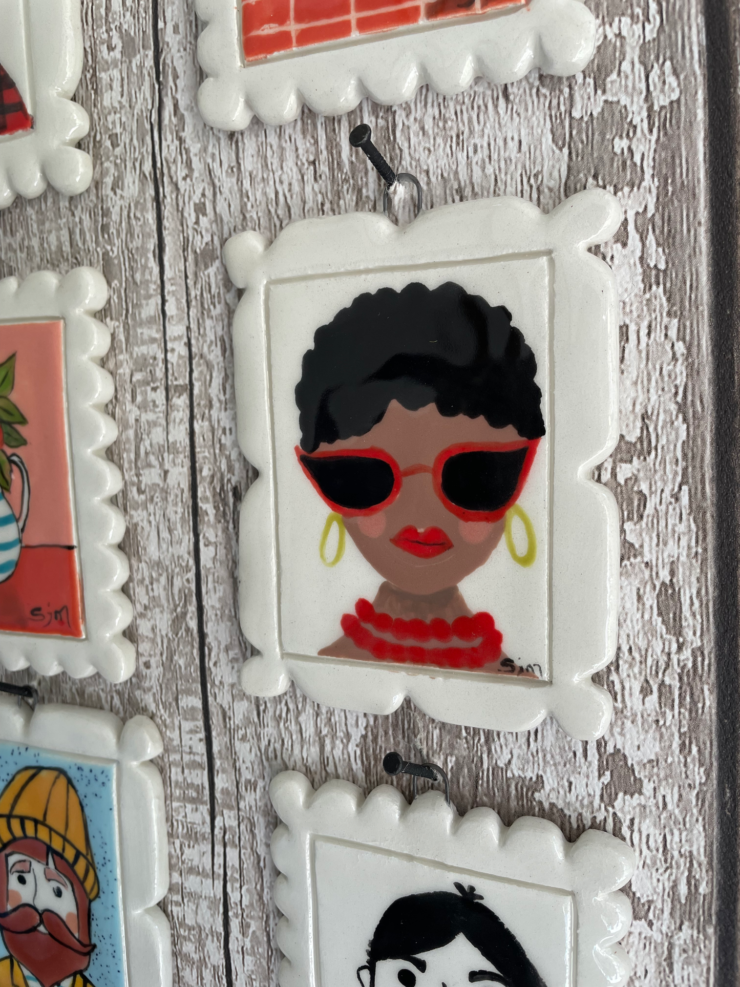 Mini Masterpiece – “Gloria the Glam Queen”