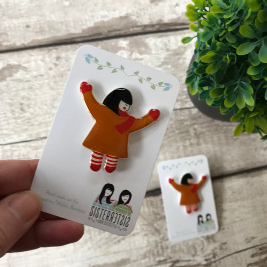 Little Hugger Handmade Pin